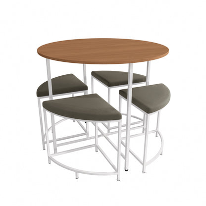 Mesa com 4 bancos
