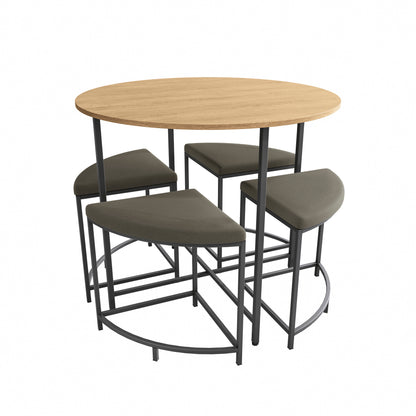 Mesa com 4 bancos